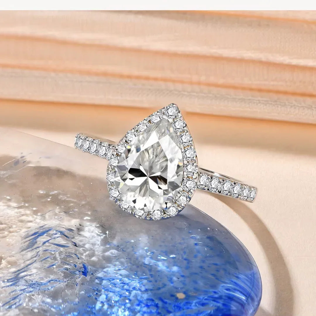 Anel de Noivado Virelle com Moissanite Gota 2Ct