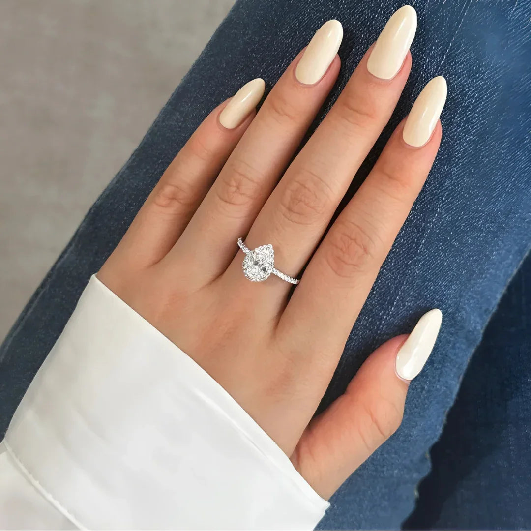 Anel de Noivado Virelle com Moissanite Gota 2Ct