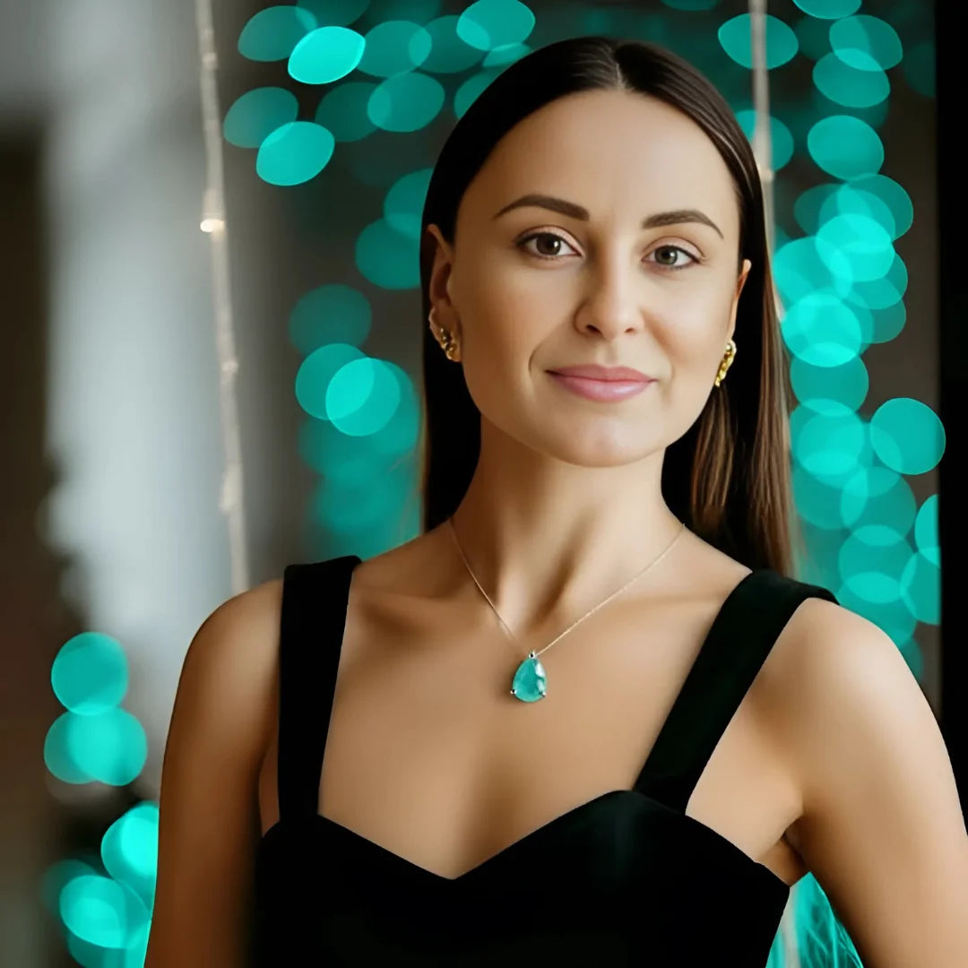 Colar Amavi com Pedra Paraiba