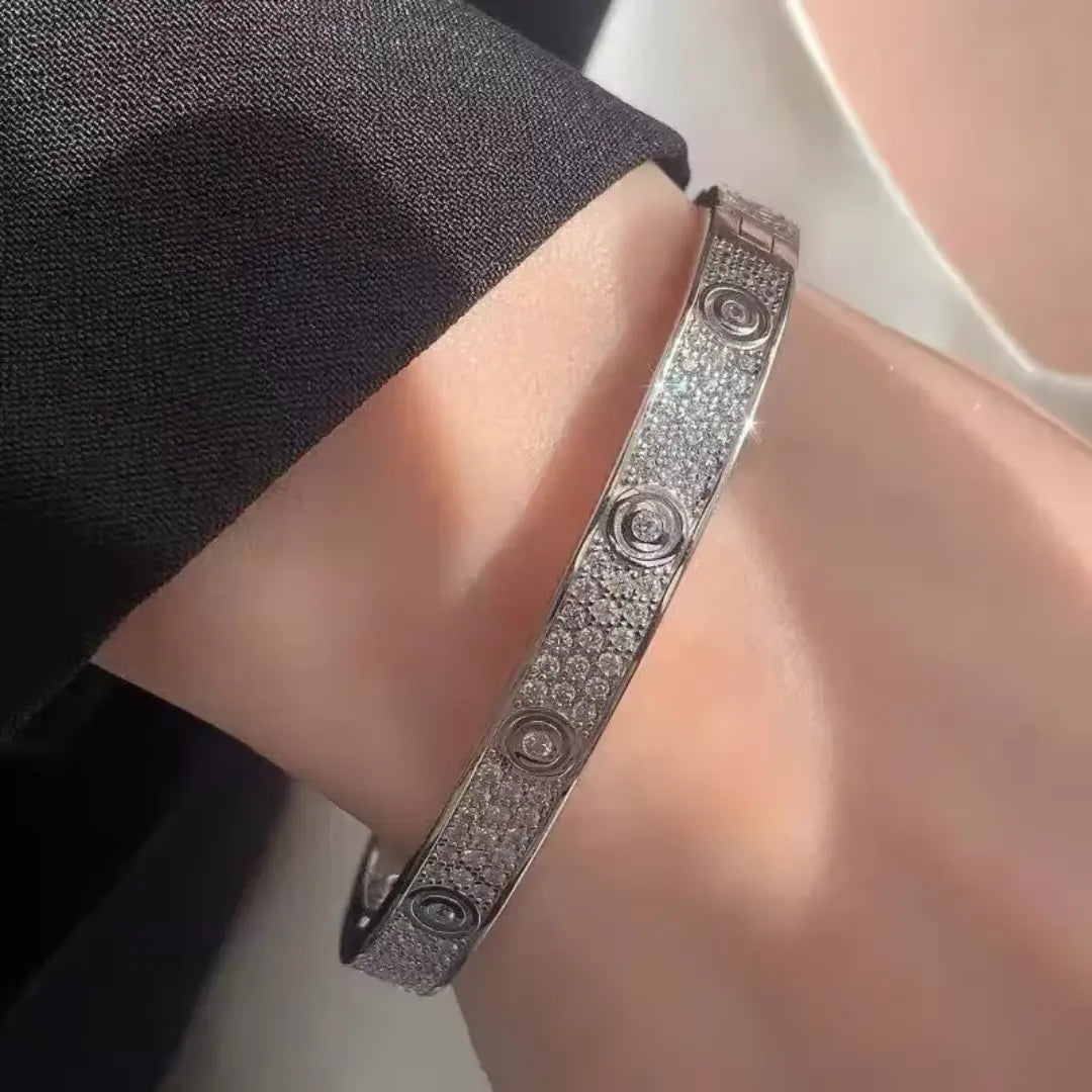 Pulseira Delize Cravejada com Moissanite