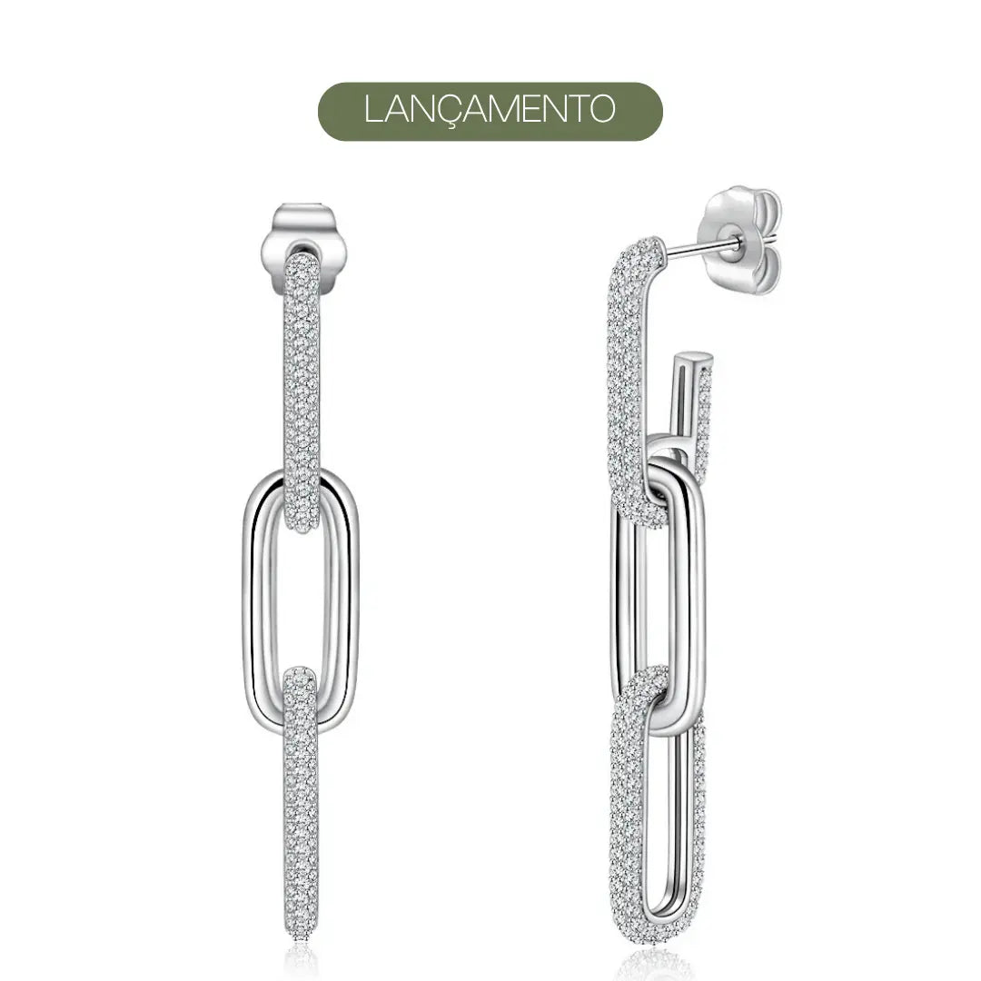 Brinco Calyra Cravejado com Moissanite