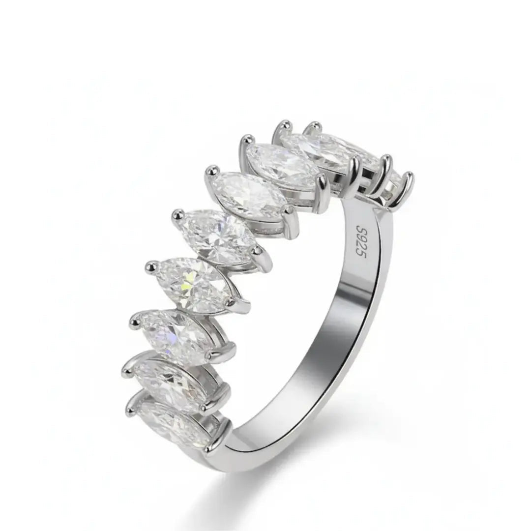 Anel Nivelle com Pedras Moissanite