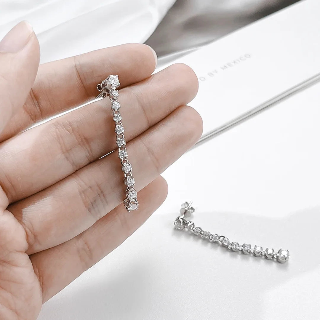 Brinco Lunelle com Onze Pedras Moissanite