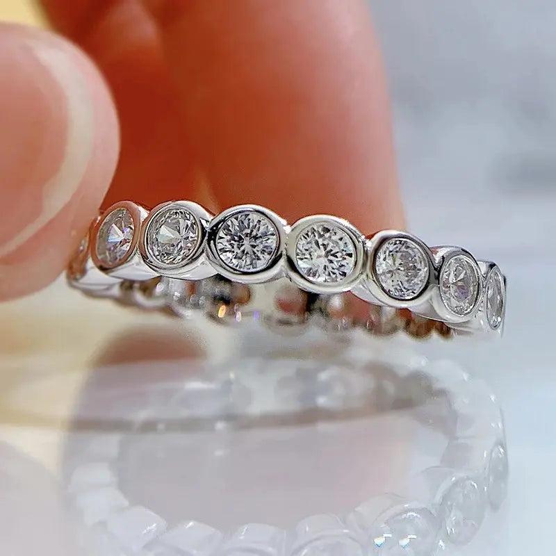 Anel Éclisse Cravejado Moissanite Deluxe