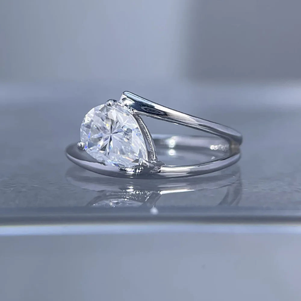 Anel Solitário Avalon Moissanite Deluxe Gota