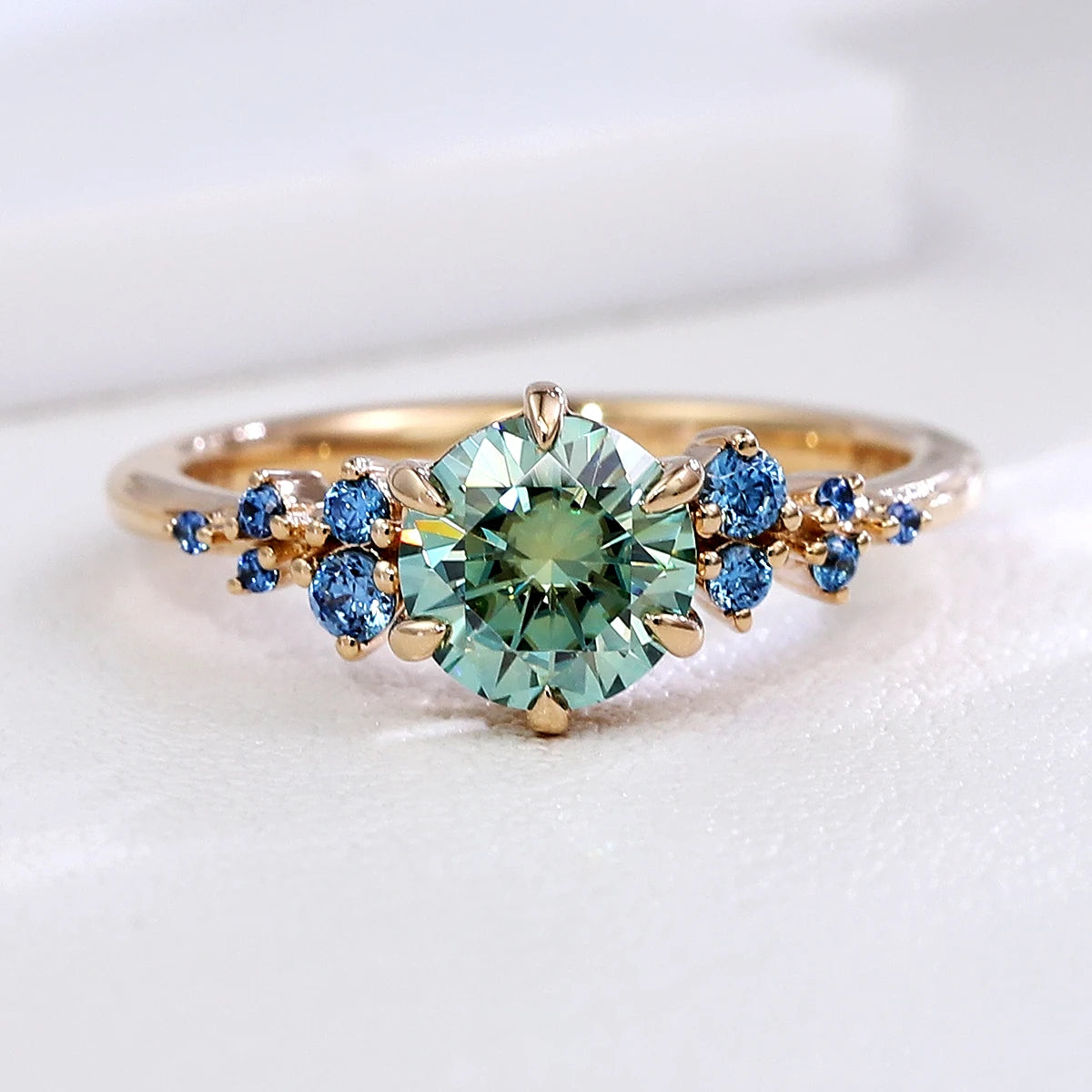 Anel de Noivado Lumera com Moissanite Verde-Azul