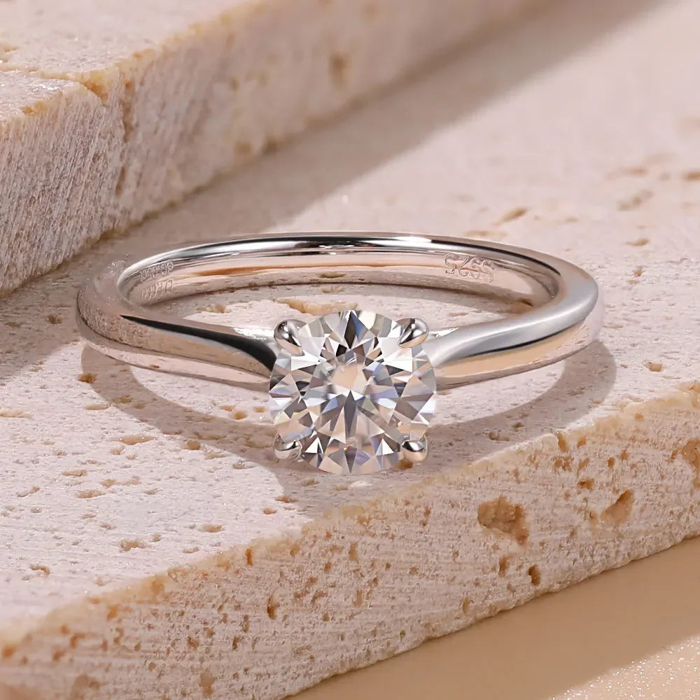 Anel Solitário Elowen com Moissanite 1Ct