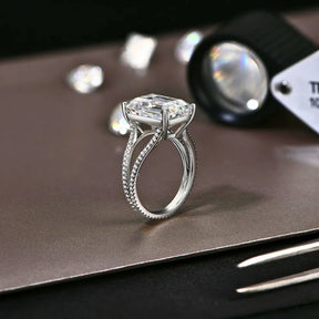 Anel Aro-V com Moissanite 10Ct