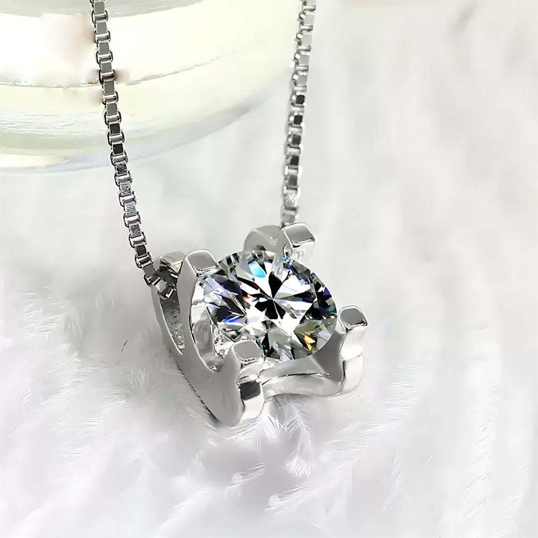 Colar Maddá com Pedra Moissanite 2Ct