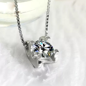 Colar Maddá com Pedra Moissanite 2Ct