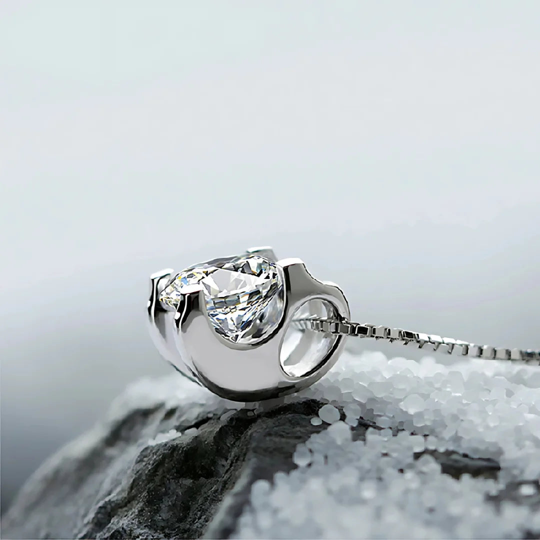 Colar Maddá com Pedra Moissanite 2Ct