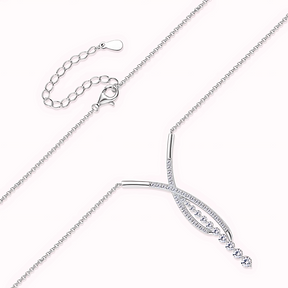 Colar Madalena Cravejado com Moissanite