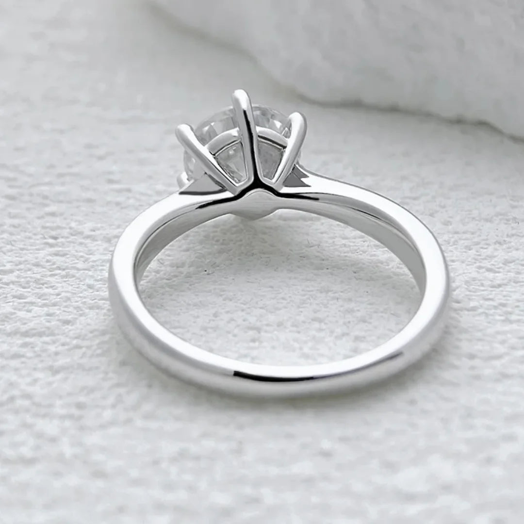 Anel Solitário New Love com Moissanite Central 1Ct