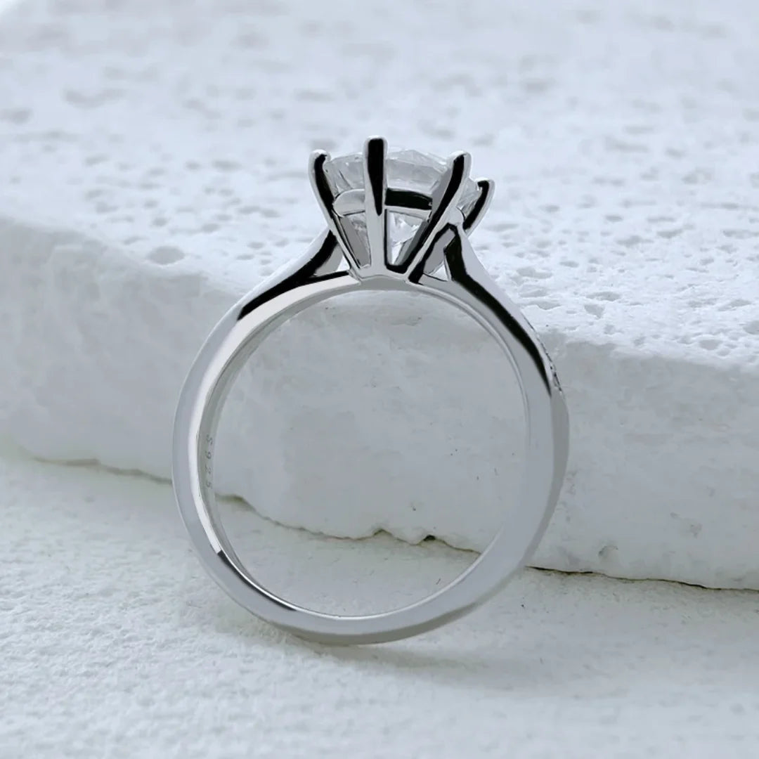 Anel Solitário New Love com Moissanite Central 1Ct