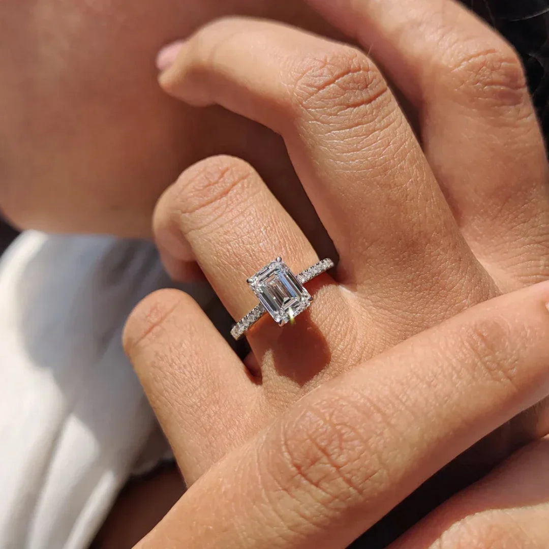Anel Avenna com Moissanite 3.5Ct Corte Asscher