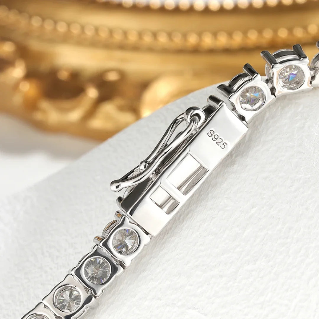 Colar Riviera Grace Cravejado com Moissanite