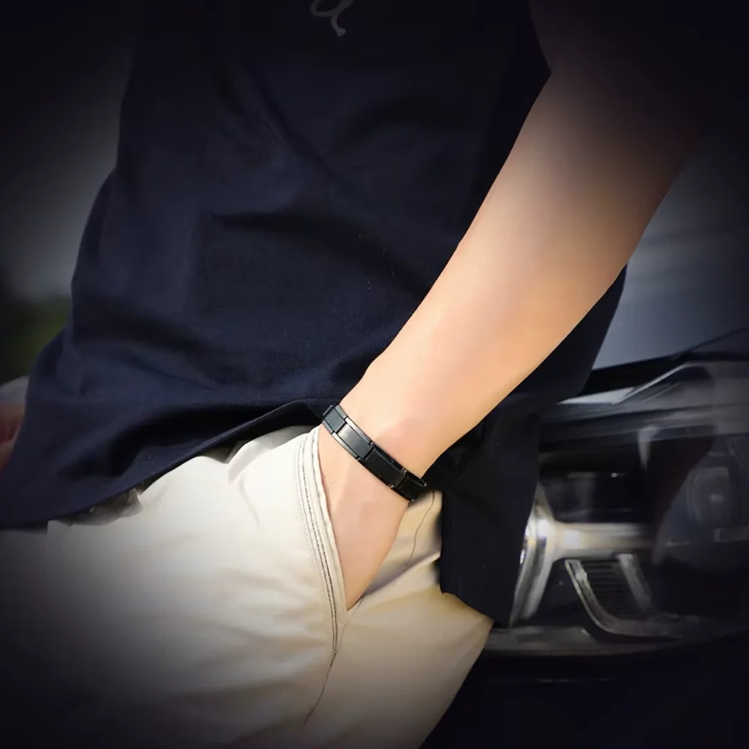 Pulseira Masculina Titan Black