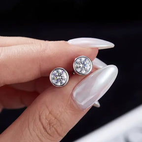 Brinco Orbé Ponto de Luz Moissanite Deluxe 0.5CT