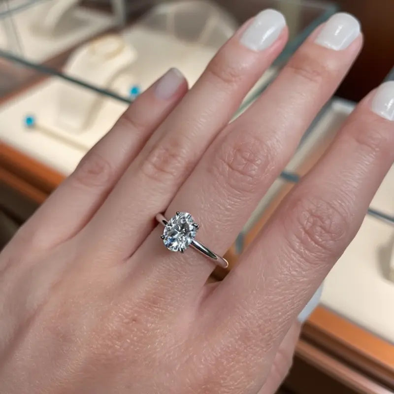Anel Solitário Névor Moissanite Deluxe Oval 3Ct