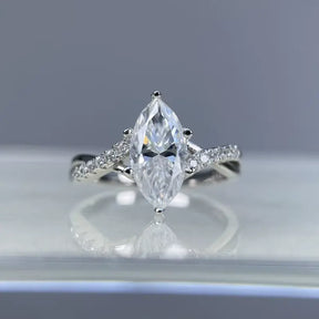 Anel Lorienne Moissanite Marquise Deluxe 2CT