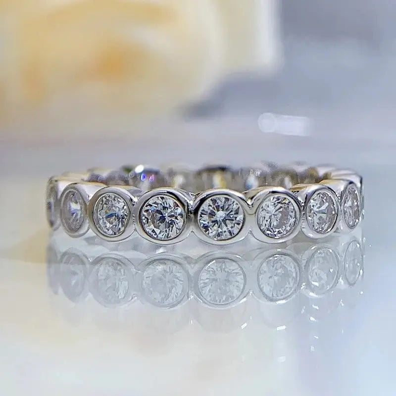 Anel Éclisse Cravejado Moissanite Deluxe