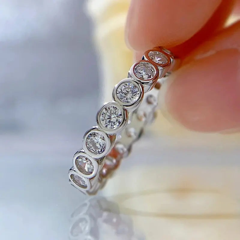 Anel Éclisse Cravejado Moissanite Deluxe