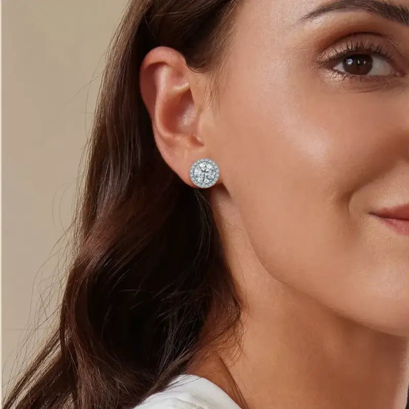 Brinco Aurem Ponto de luz Moissanite