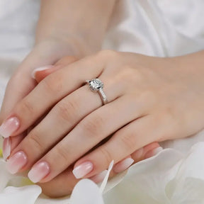 Anel Altis Prata 925 Moissanite Deluxe