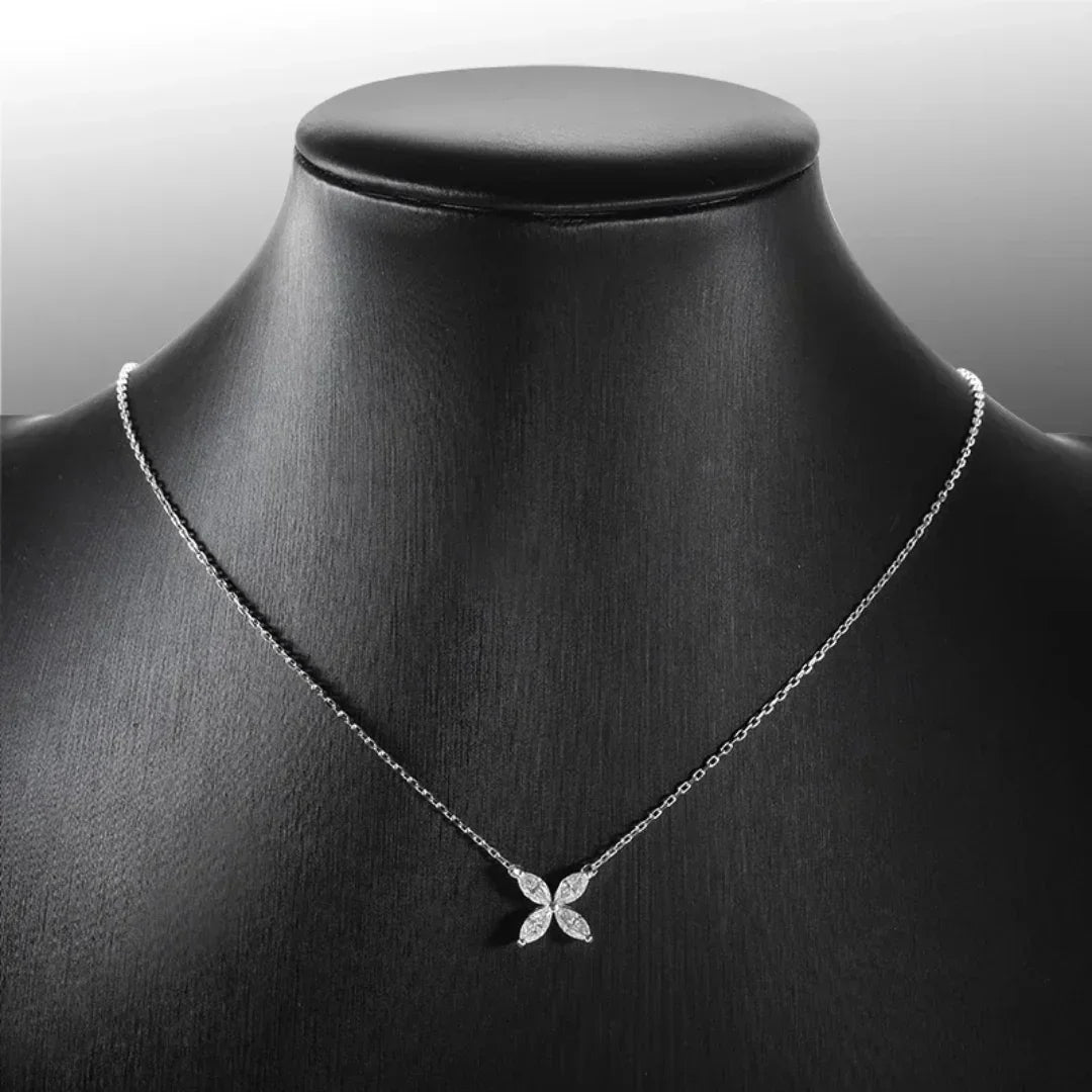 Colar Flor Estrela com Moissanite