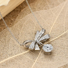 Colar Laços Banhado a Ródio Branco e Moissanite 2Ct