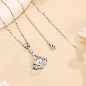 Colar Elyndra com Moissanite Central 1Ct