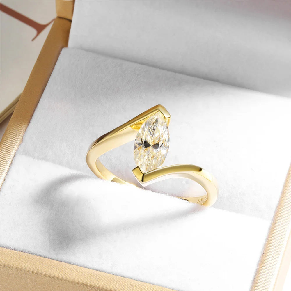 Anel Solitário Moissanite Deluxe Marquise Cut 1CT