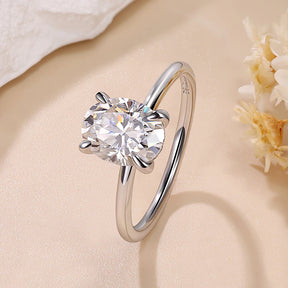 Anel Solitário em Prata 925 com Moissanite Oval