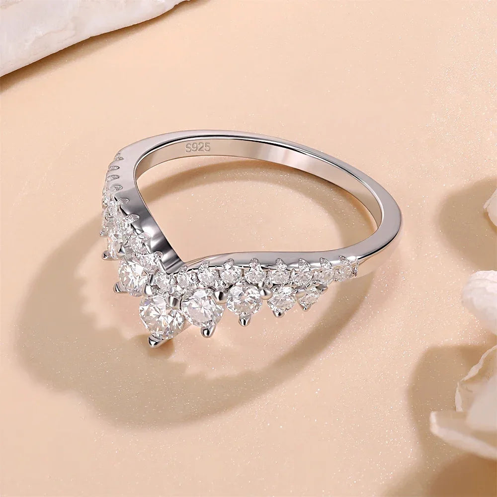 Anel Coroa de Pedras Moissanite