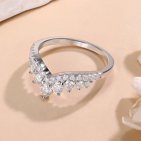 Anel Coroa de Pedras Moissanite