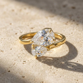 Anel Duas Moissanites Gota Deluxe Toi et Moi 2.8CT