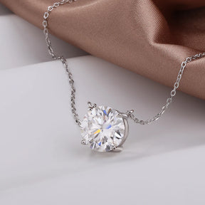 Colar Lina Ponto de Luz Moissanite Deluxe
