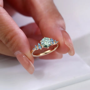Anel de Noivado Lumera com Moissanite Verde-Azul