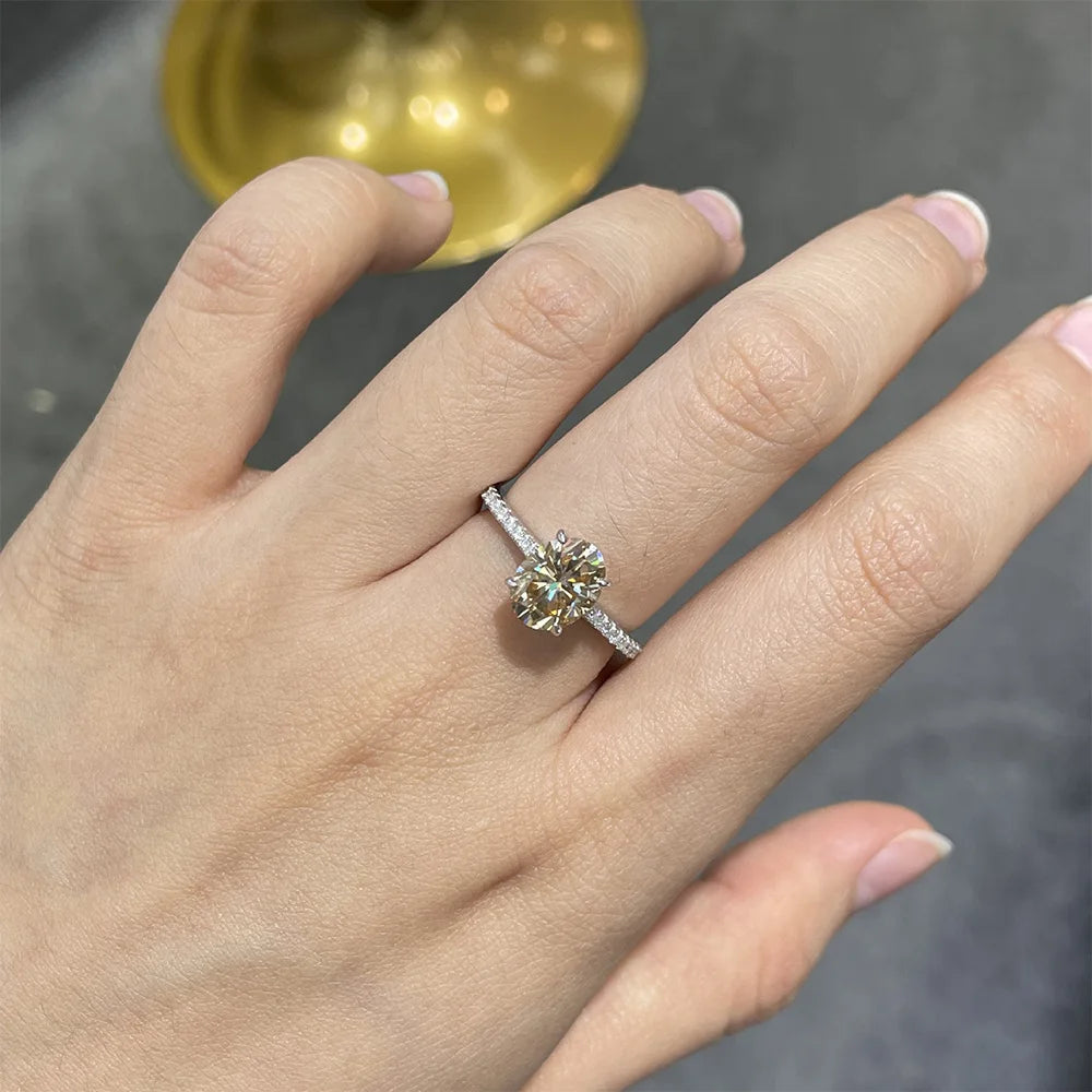 Anel Solitário Kalem Moissanite Oval Champagne