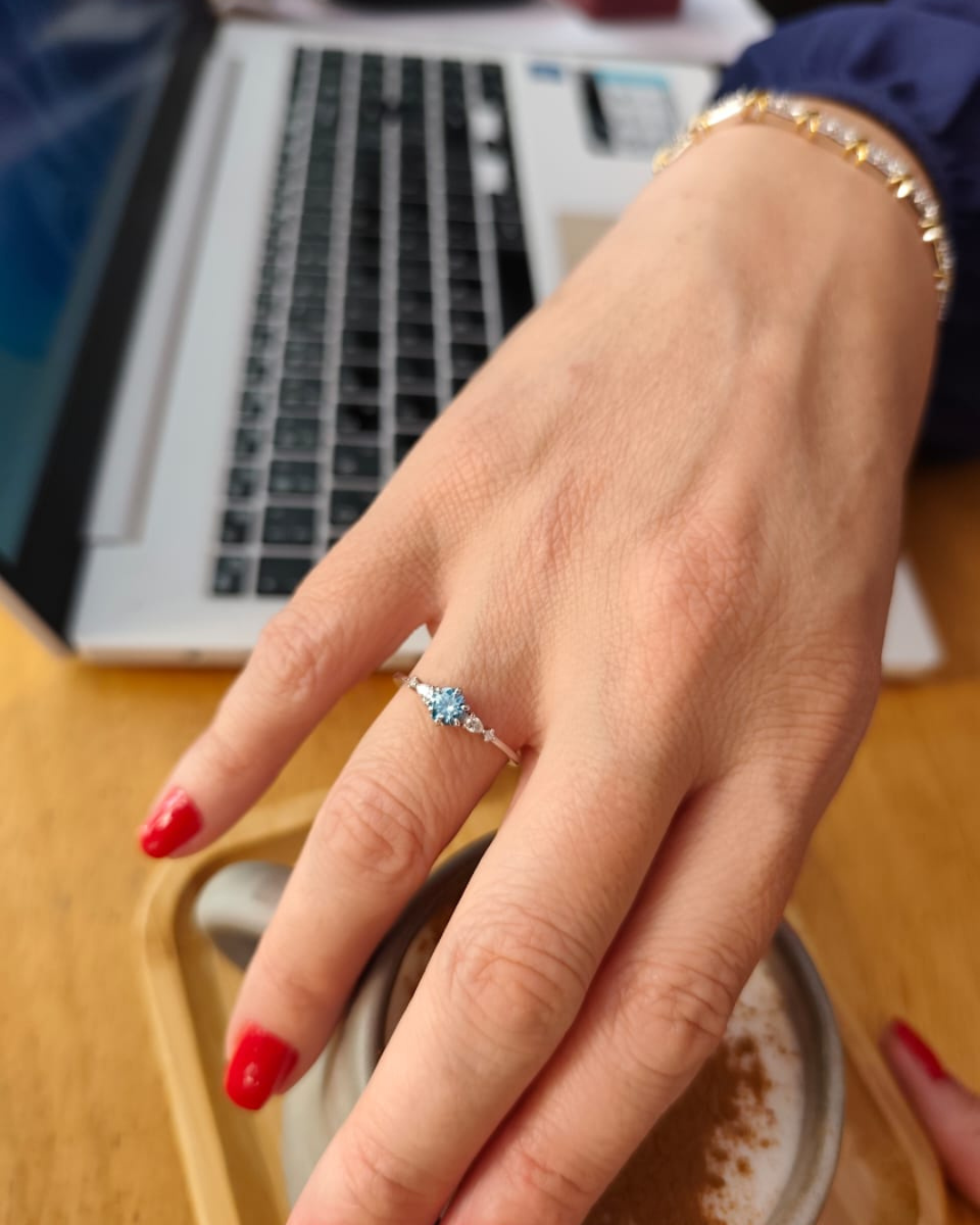 Anel de Noivado Cinderela com Moissanite Azul 0.5Ct