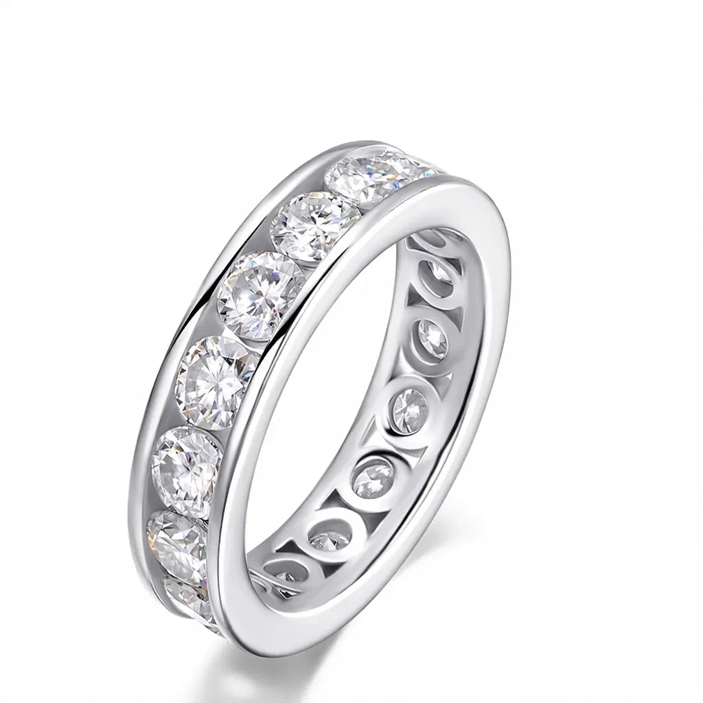 Anel Essence Cravejado Moissanite Deluxe Lab Grown