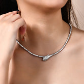 Colar Serpente Banhado a Ouro 18k com Pedra Moissanite - Ollys Design