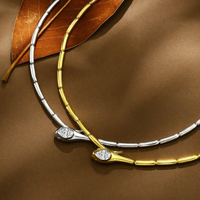 Colar Serpente Banhado a Ouro 18k com Pedra Moissanite - Ollys Design